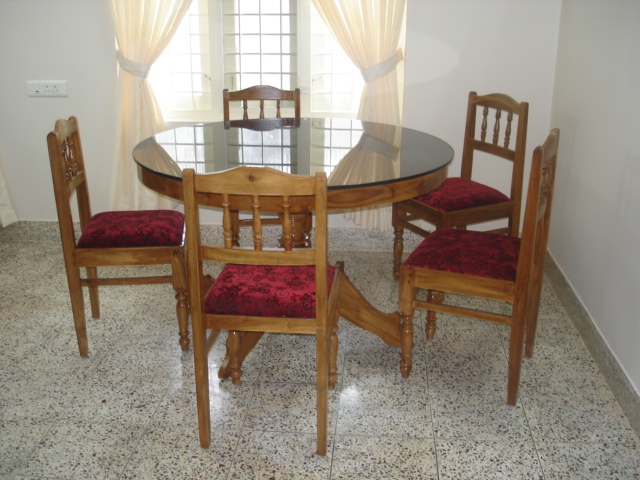 homestay fort cochin villa dining area