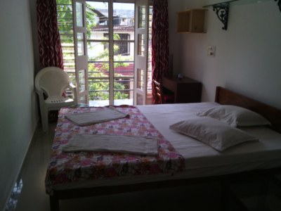 Well Ventilated Bedrooms with Screen Doors - Nathans Holiday Home, Homestay in Fort Kochi
